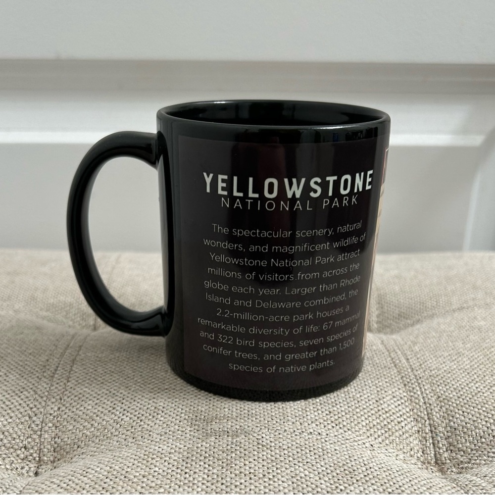 Yellowstone National Park Black Coffee Mug Bison Graphic Like New